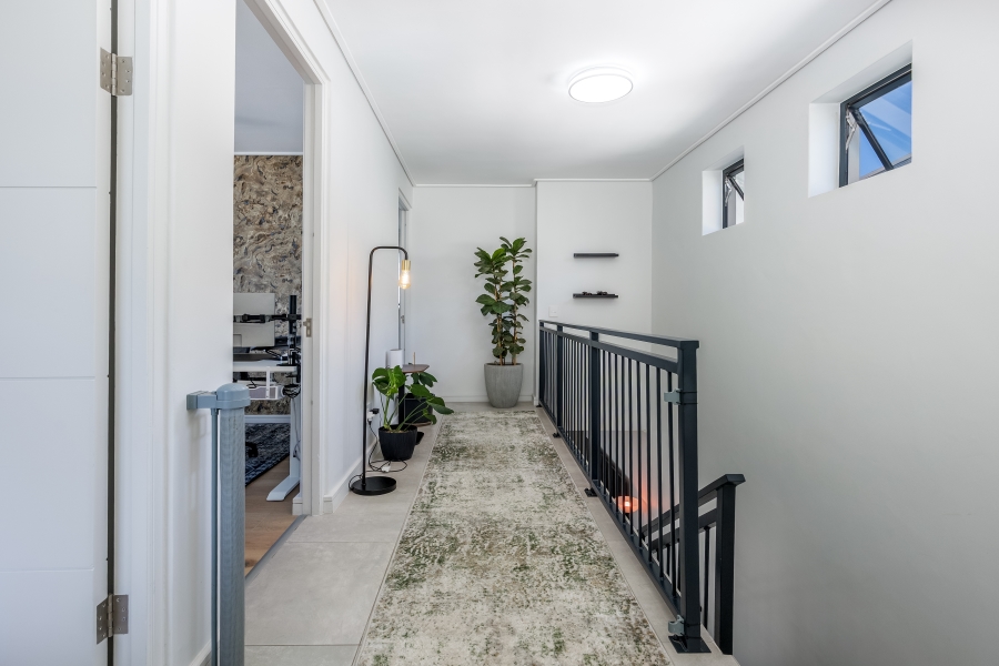 3 Bedroom Property for Sale in Le Coste Estate Western Cape